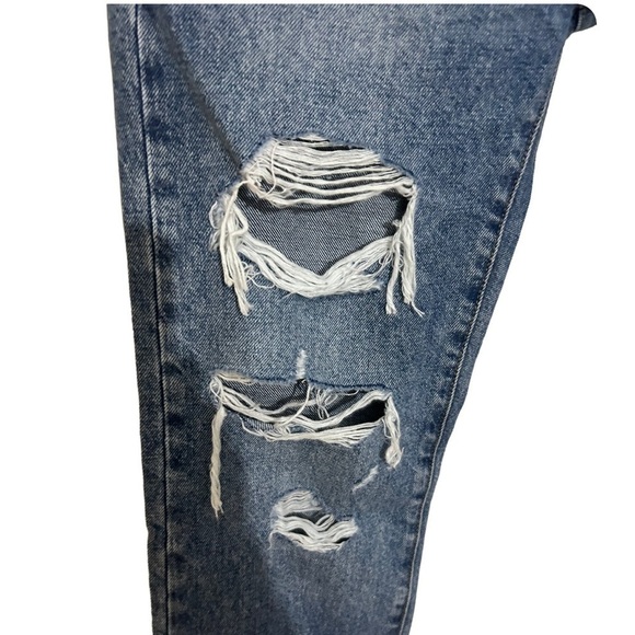 Pacsun Vintage Loose Mid Rise Frayed Ripped Raw Hem Light Blue Jeans Size 28 - Picture 4 of 12